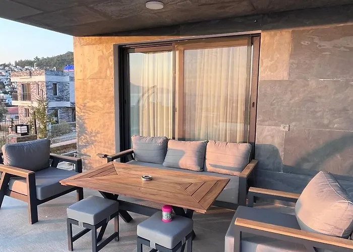 ヴィラ Zs Blue Alagun Adasi