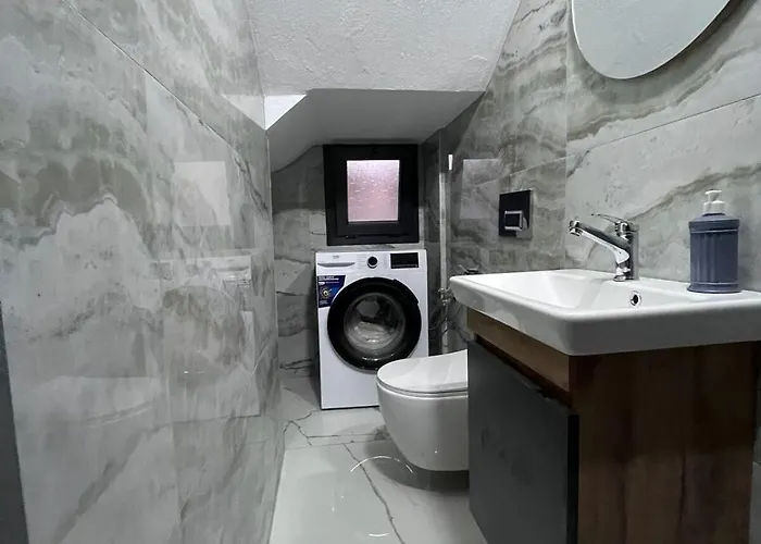 ヴィラ Zs Blue Alagun Adasi